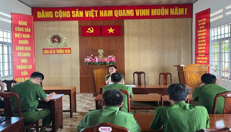 Công an xã Trường Xuân duy trì nền nếp sinh hoạt chuyên đề, nâng cao bản lĩnh chính trị, tư tưởng cho cán bộ, chiến sĩ